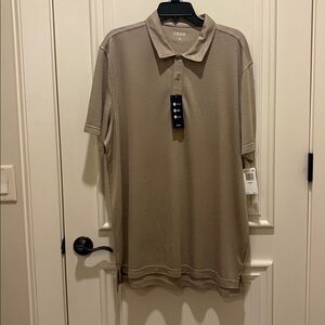 NWT Men’s IZOD Beige Button Up Short Sleeve Polo Shirt Size XL